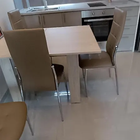 Apartmentsmakedonias * Переа